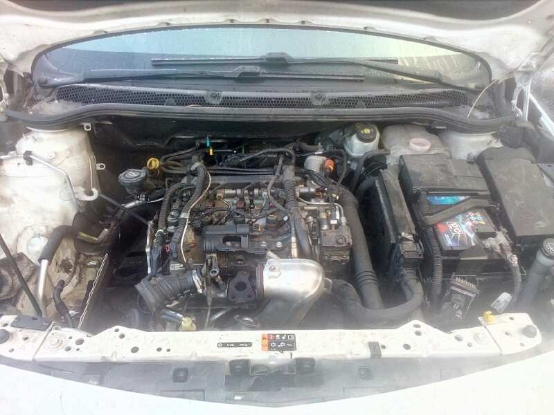 opel astra j lim. del año 2011