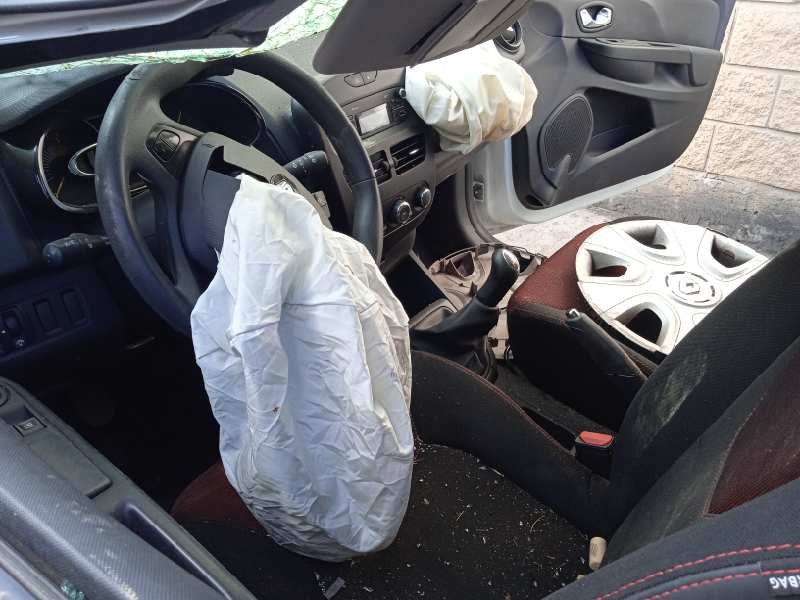 renault clio iv del año 2014