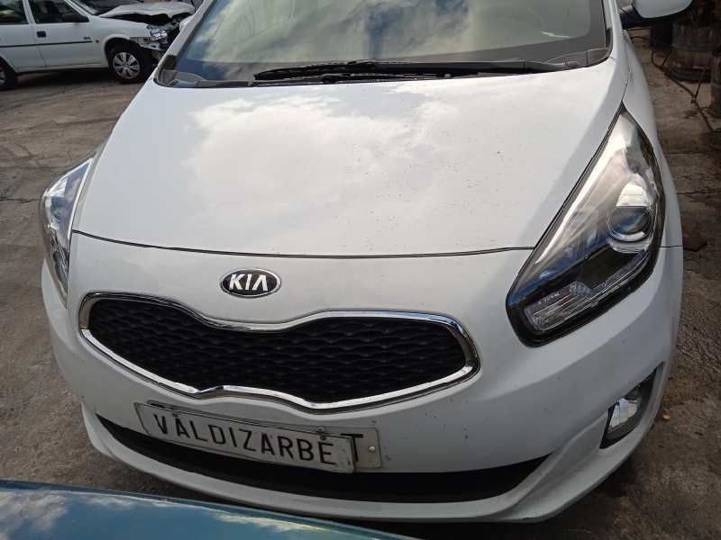 kia carens ( ) del año 2014