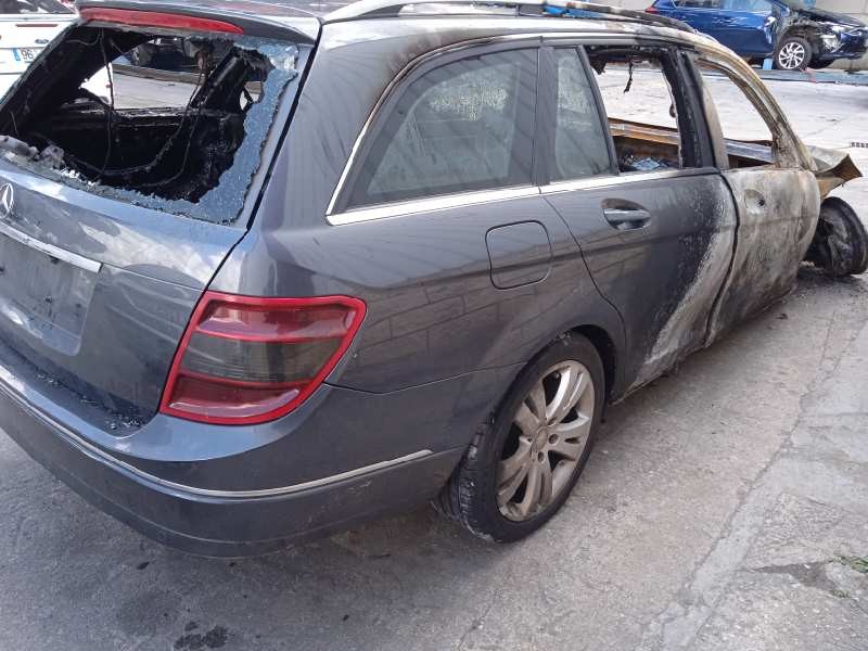 mercedes-benz clase c (w204) berlina del año 2010