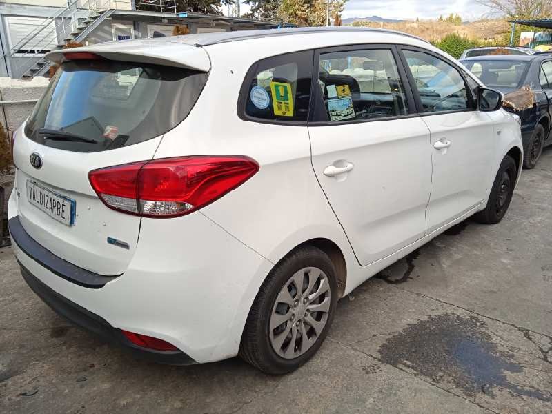 kia carens ( ) del año 2014