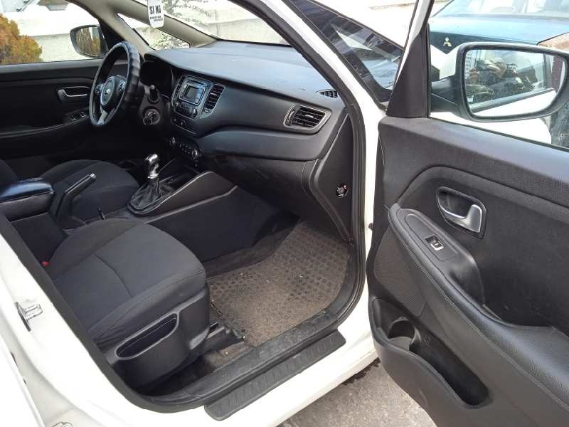 kia carens ( ) del año 2014