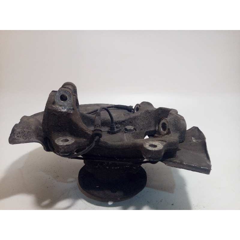 Recambio de mangueta delantera izquierda para bmw serie 5 touring (e61) 530d referencia OEM IAM 31216760953  