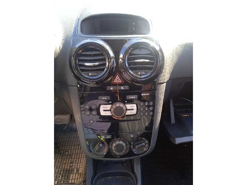 opel corsa d del año 2010