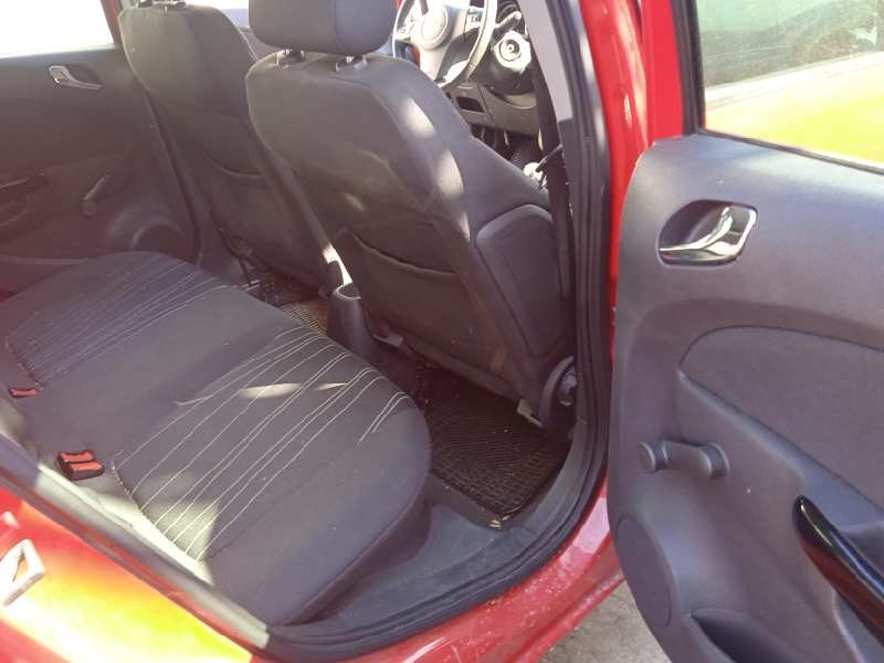 opel corsa d del año 2010