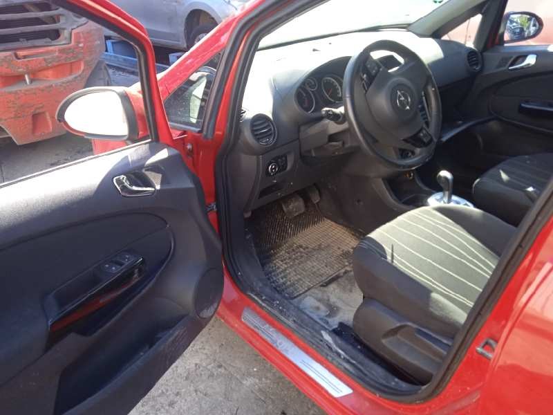 opel corsa d del año 2010