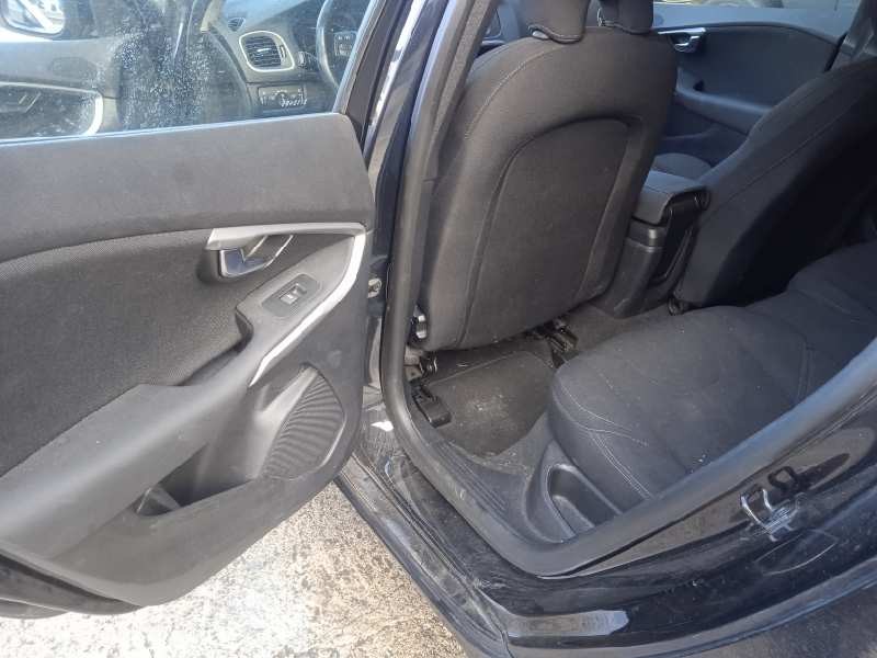 volvo v40 del año 2012