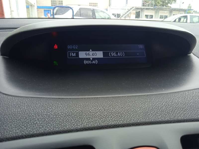 renault megane iii berlina 5 p del año 2009