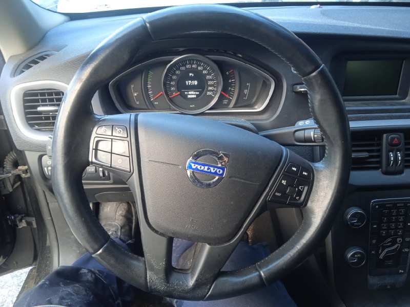 volvo v40 del año 2012