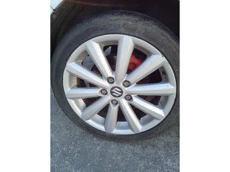 suzuki swift berlina (mz) del año 2010