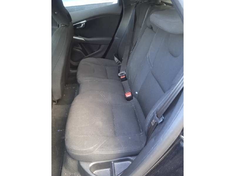 volvo v40 del año 2012