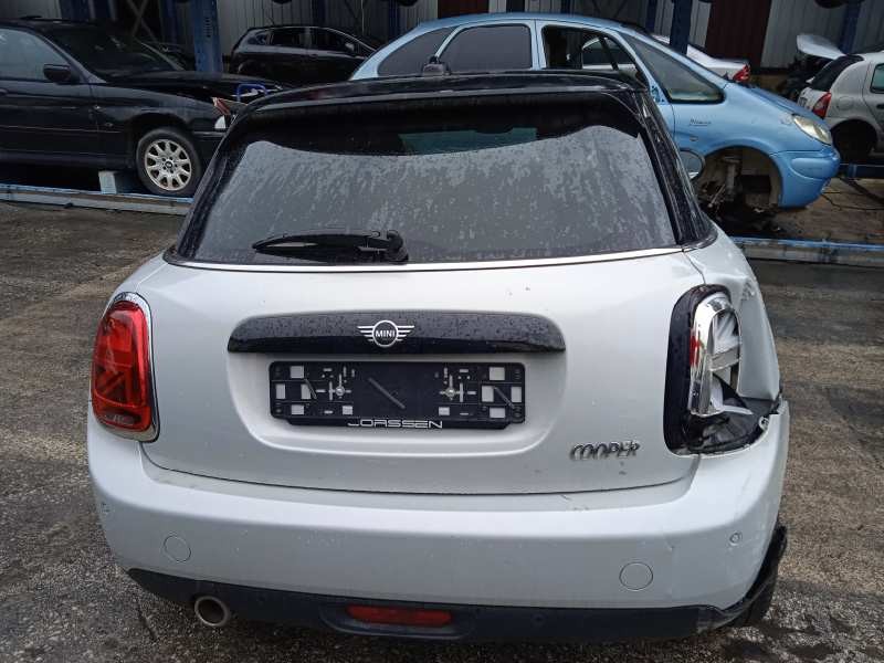 mini mini 5-trg. (f55) del año 2019