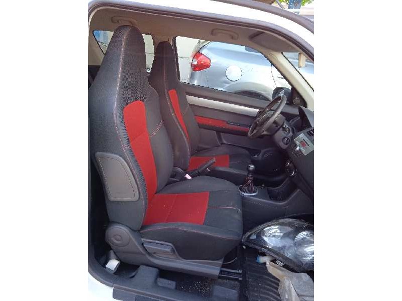 suzuki swift berlina (mz) del año 2010