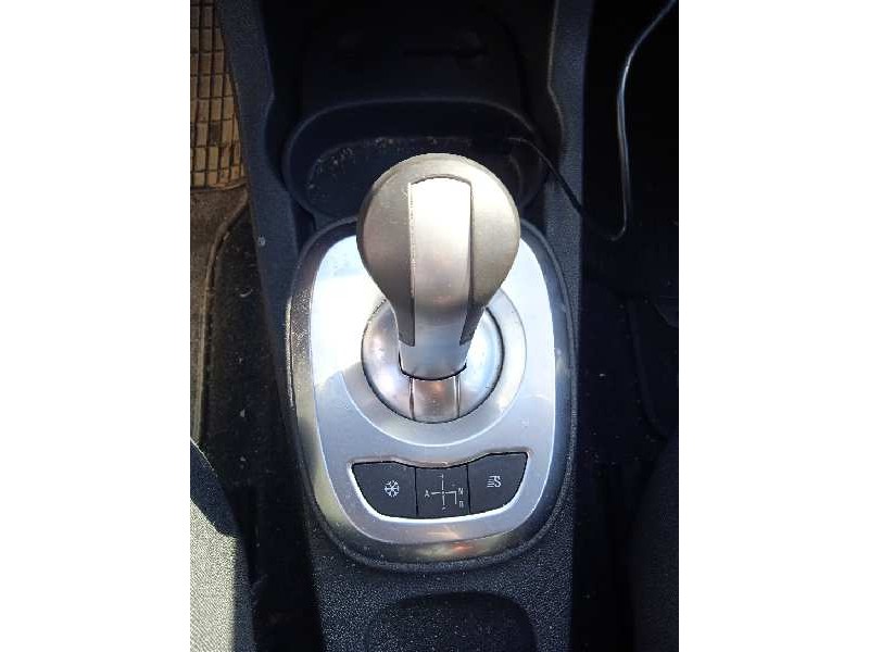 opel corsa d del año 2010