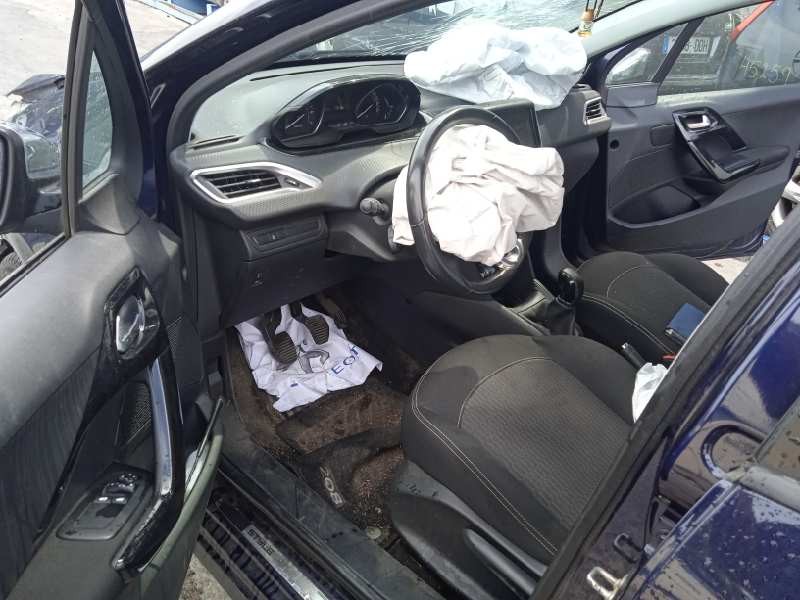 peugeot 208 del año 2017