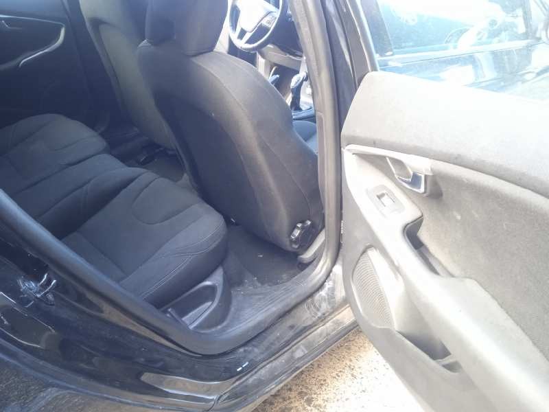 volvo v40 del año 2012