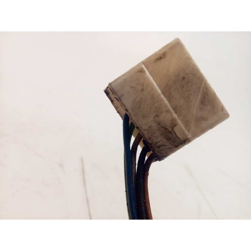 Recambio de retrovisor izquierdo para lancia lybra berlina 1.9 jtd cat referencia OEM IAM 735266990  