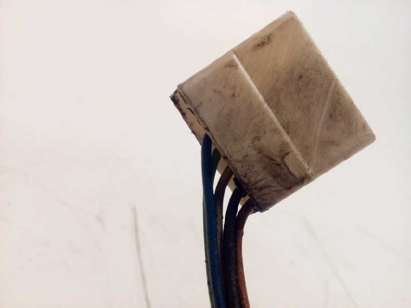 Recambio de retrovisor izquierdo para lancia lybra berlina 1.9 jtd cat referencia OEM IAM 735266990  