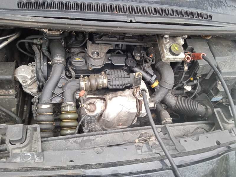 peugeot 5008 del año 2013