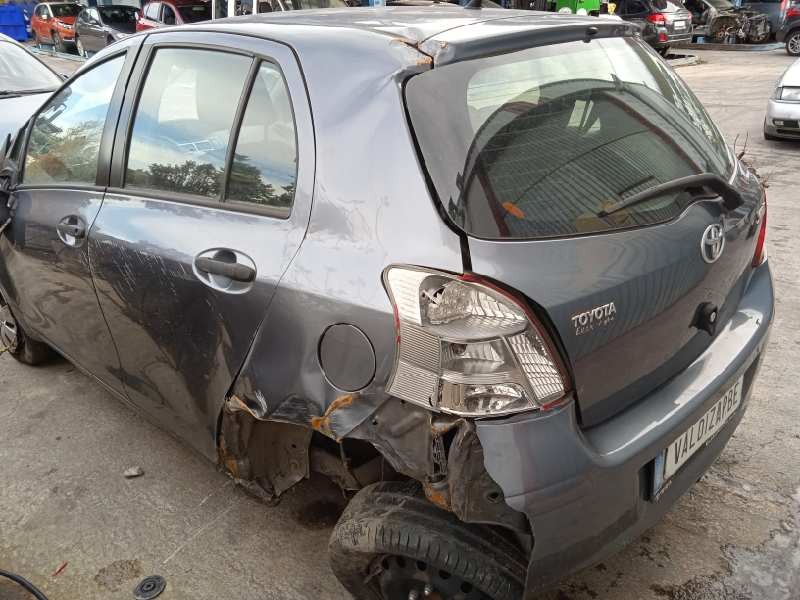 toyota yaris del año 2009