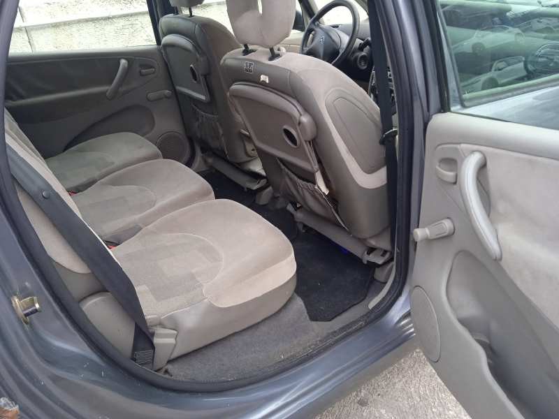 citroën xsara picasso del año 2003