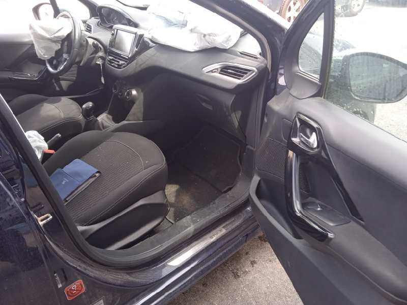 peugeot 208 del año 2017