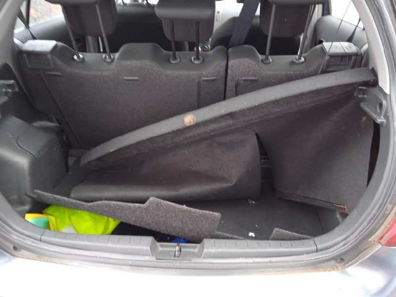 toyota yaris del año 2009