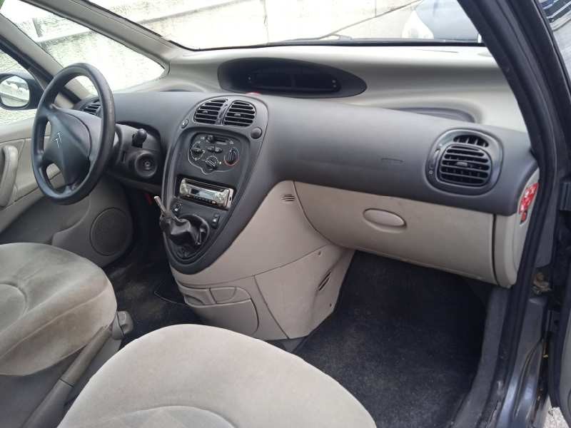 citroën xsara picasso del año 2003