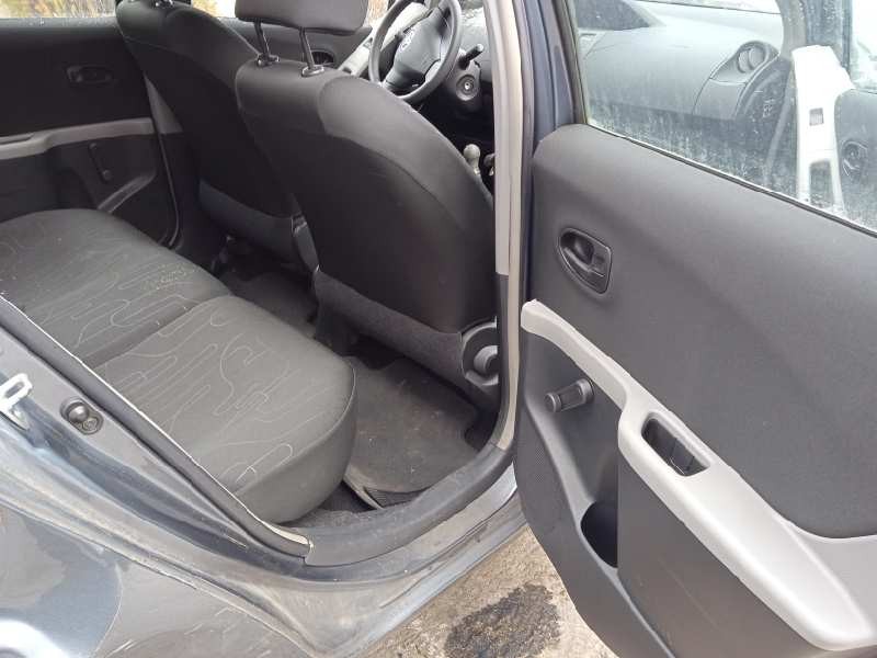 toyota yaris del año 2009