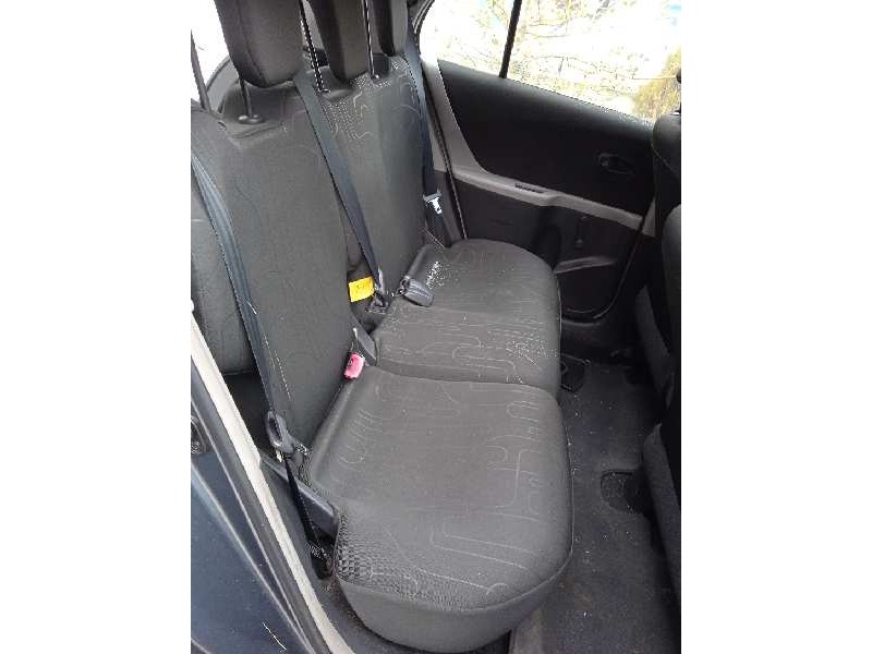 toyota yaris del año 2009