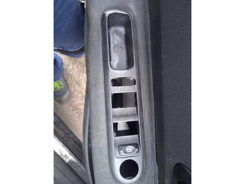 peugeot 5008 del año 2013