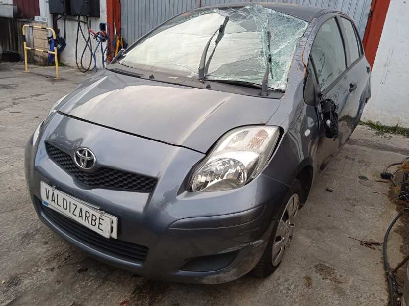 toyota yaris del año 2009