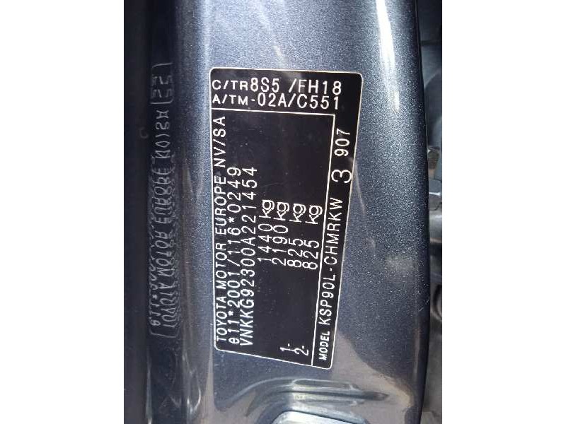 toyota yaris del año 2009