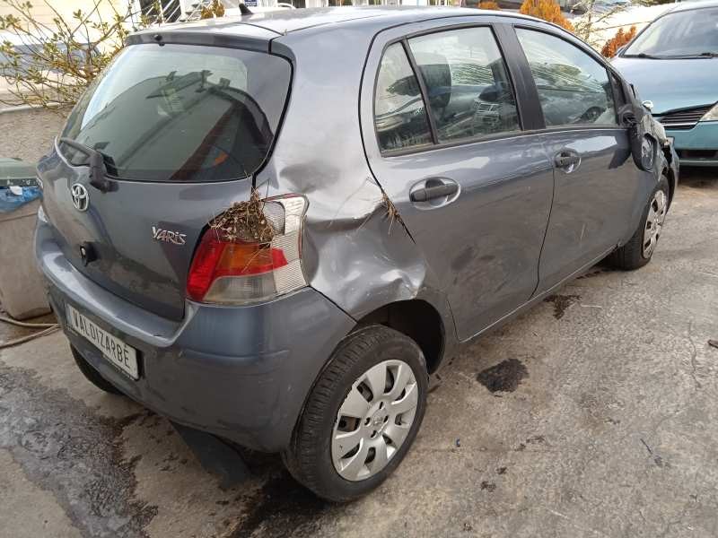 toyota yaris del año 2009