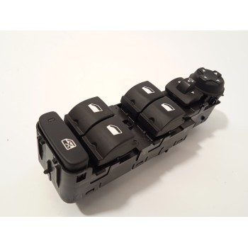 MANDO ELEVALUNAS DELANTERO IZQUIERDO 98319761ZD 10351159