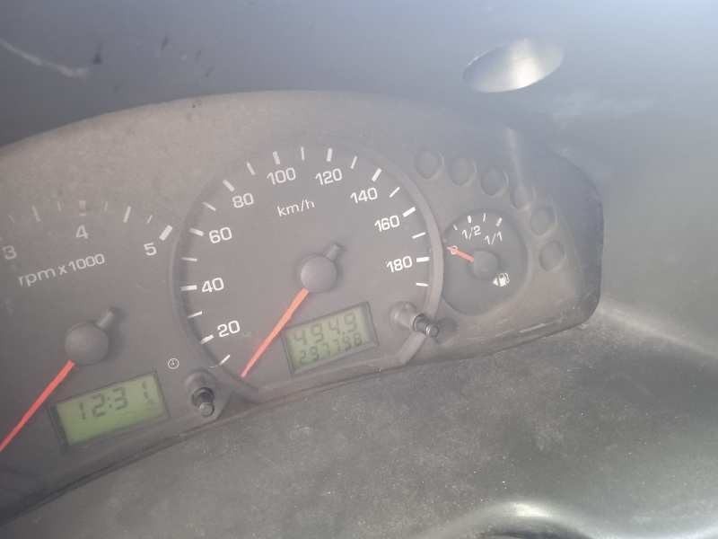 ford transit caja cerrada, media (fy) (2000 =>) del año 2004