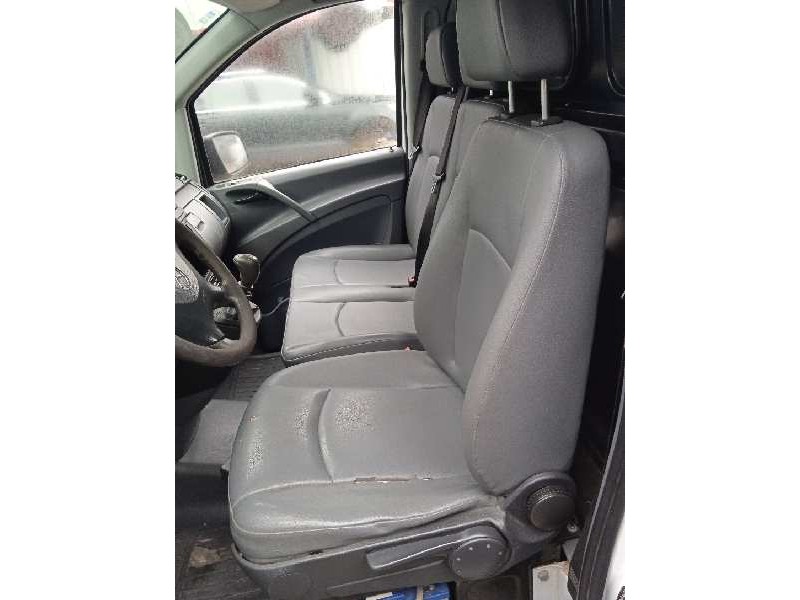 mercedes-benz vito (w639) basic, combi del año 2010