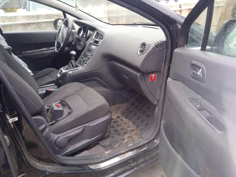 peugeot 5008 del año 2013