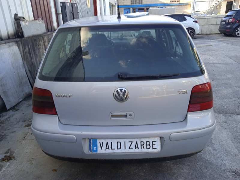 volkswagen golf iv berlina (1j1) del año 2000