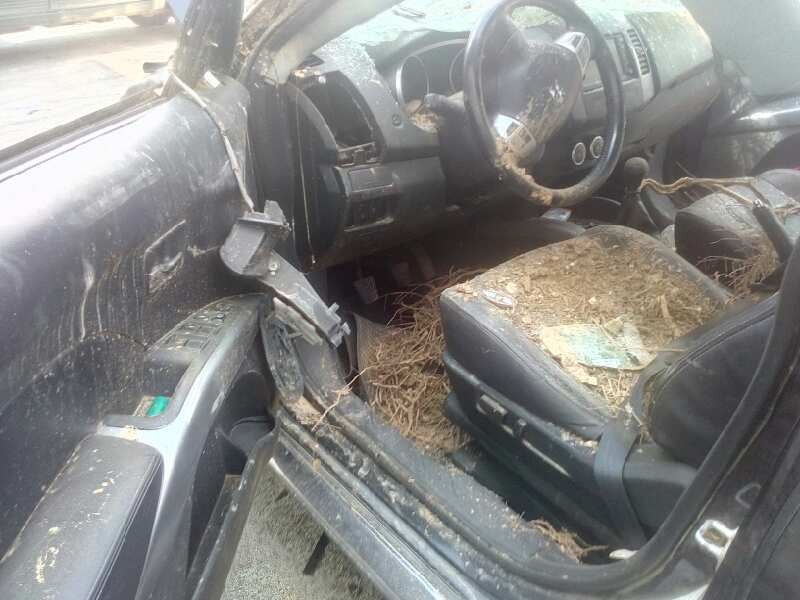 peugeot 4007 del año 2007