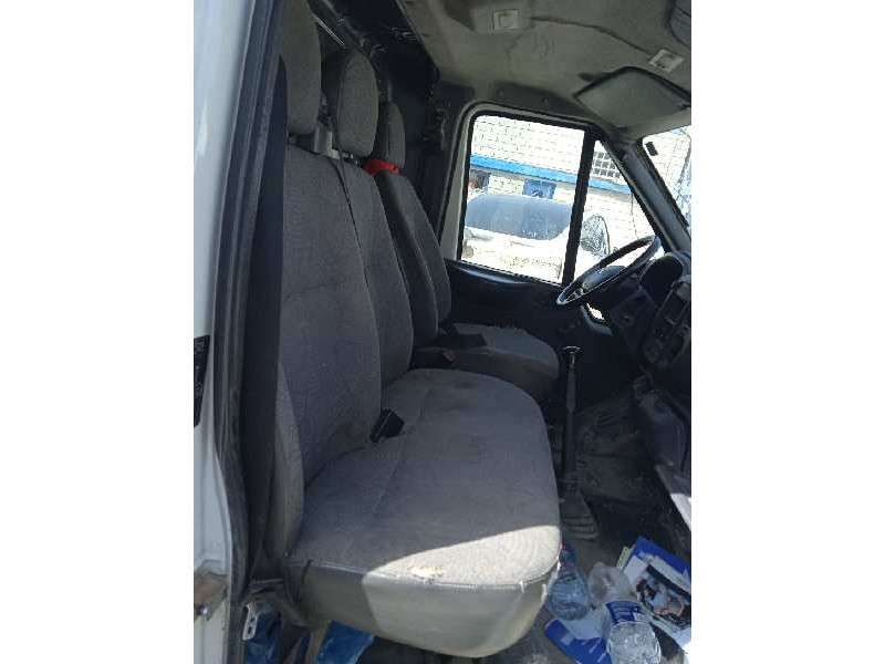 ford transit mod. 2000 combi del año 2005