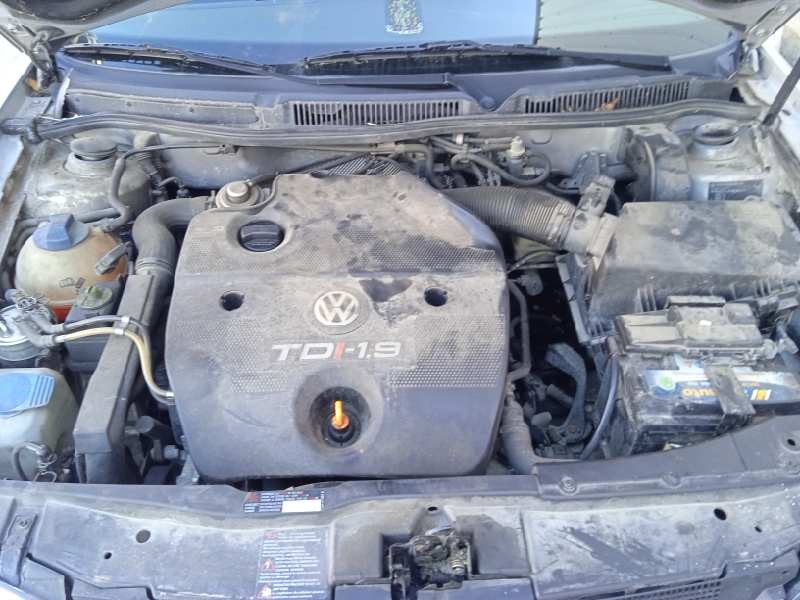 volkswagen golf iv berlina (1j1) del año 2000