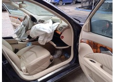 mercedes-benz clase e (w211) berlina del año 2005 2