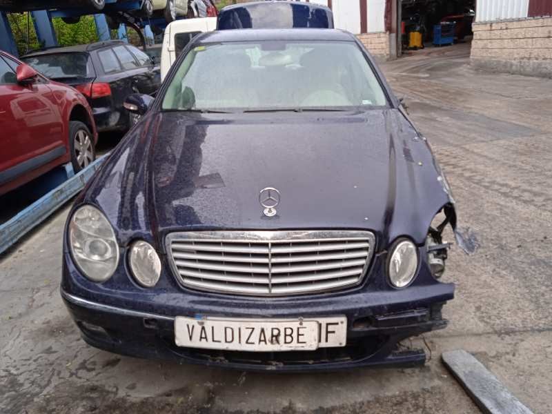 mercedes-benz clase e (w211) berlina del año 2005