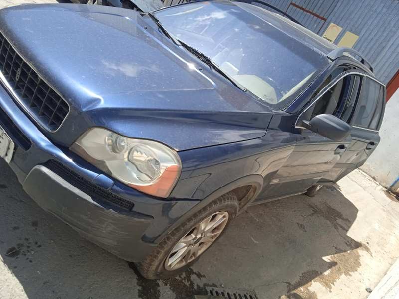 volvo xc90 del año 2004
