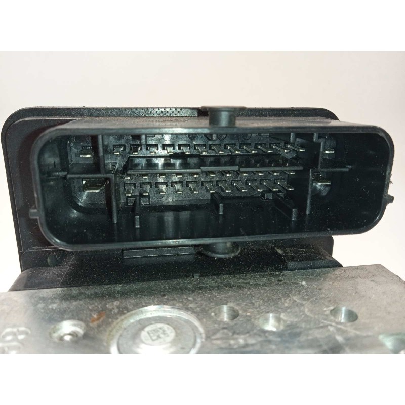 Recambio de abs para kia rio (yb) drive referencia OEM IAM 58920H8200 BE6003V102 MGH85ADBH6013V101