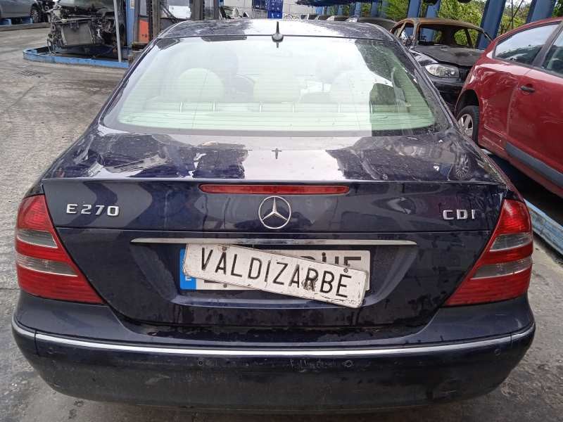 mercedes-benz clase e (w211) berlina del año 2005