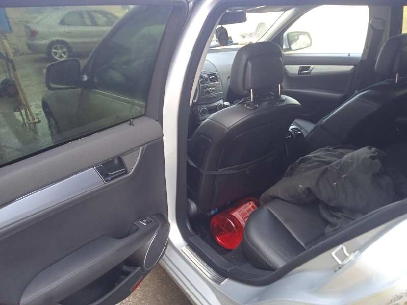 mercedes-benz clase c (w204) familiar del año 2008