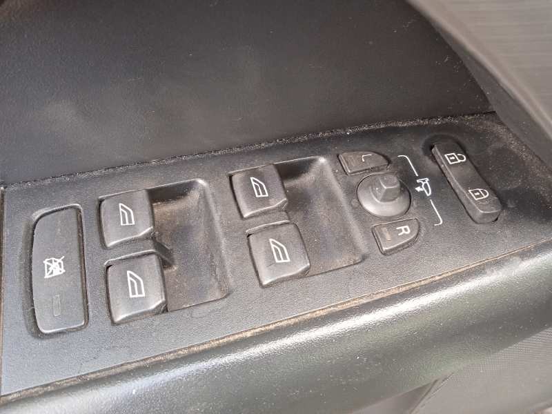 volvo s80 berlina del año 2006