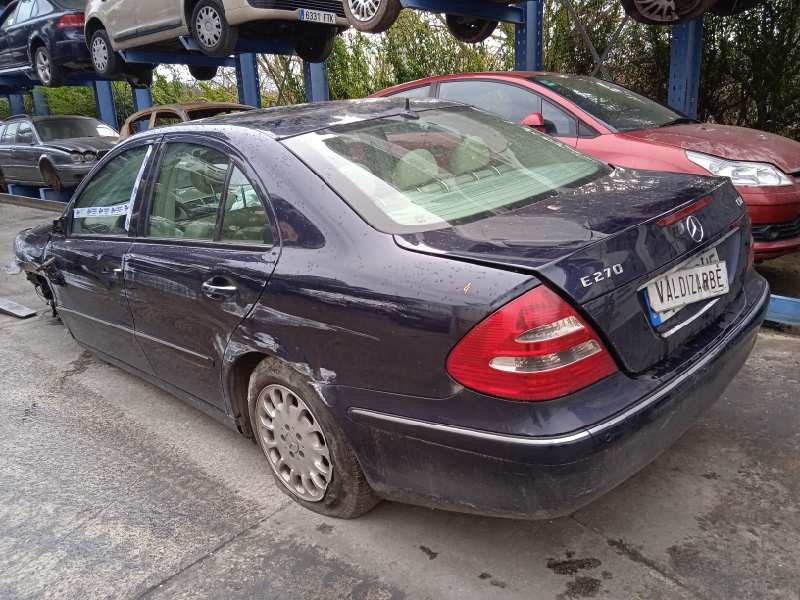 mercedes-benz clase e (w211) berlina del año 2005
